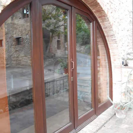 Podere Sammonti * مونتيريجيوني